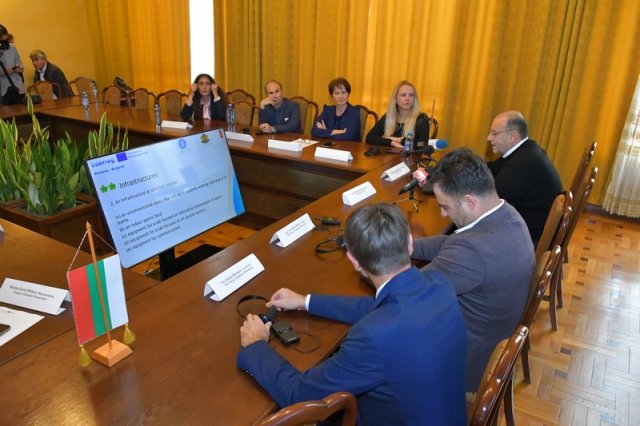 Project launch conference